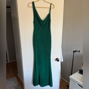 Elegant Green Maxi Dress